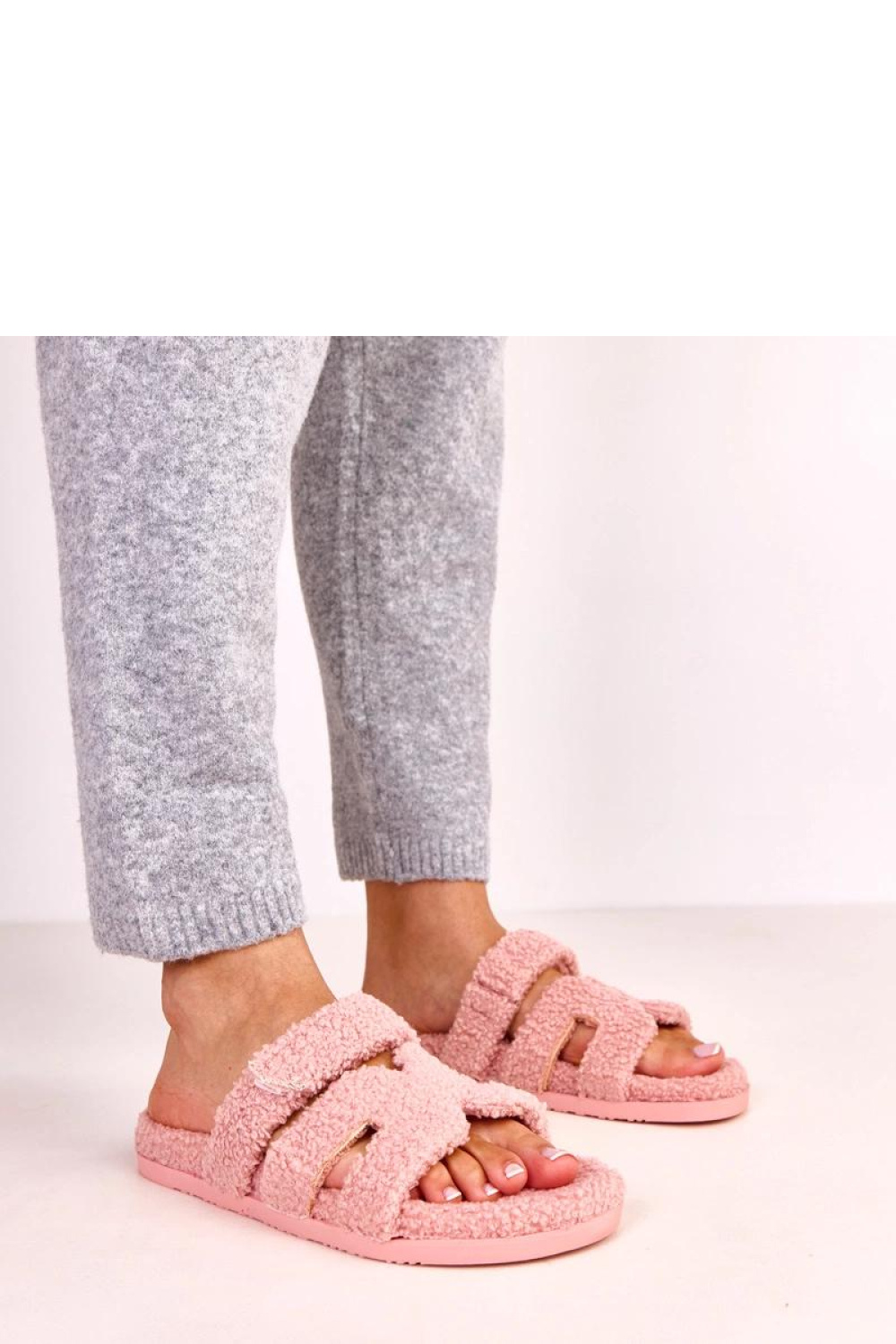 slippers model 223137 Solea - Image 4