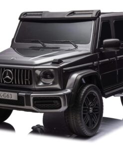 Mercedes G63 2 elektrisch aangedreven auto voor kinderen 24 volt in het grijs