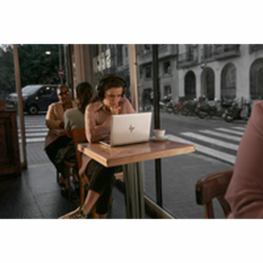 Laptop HP AD2Z9ET#ABE